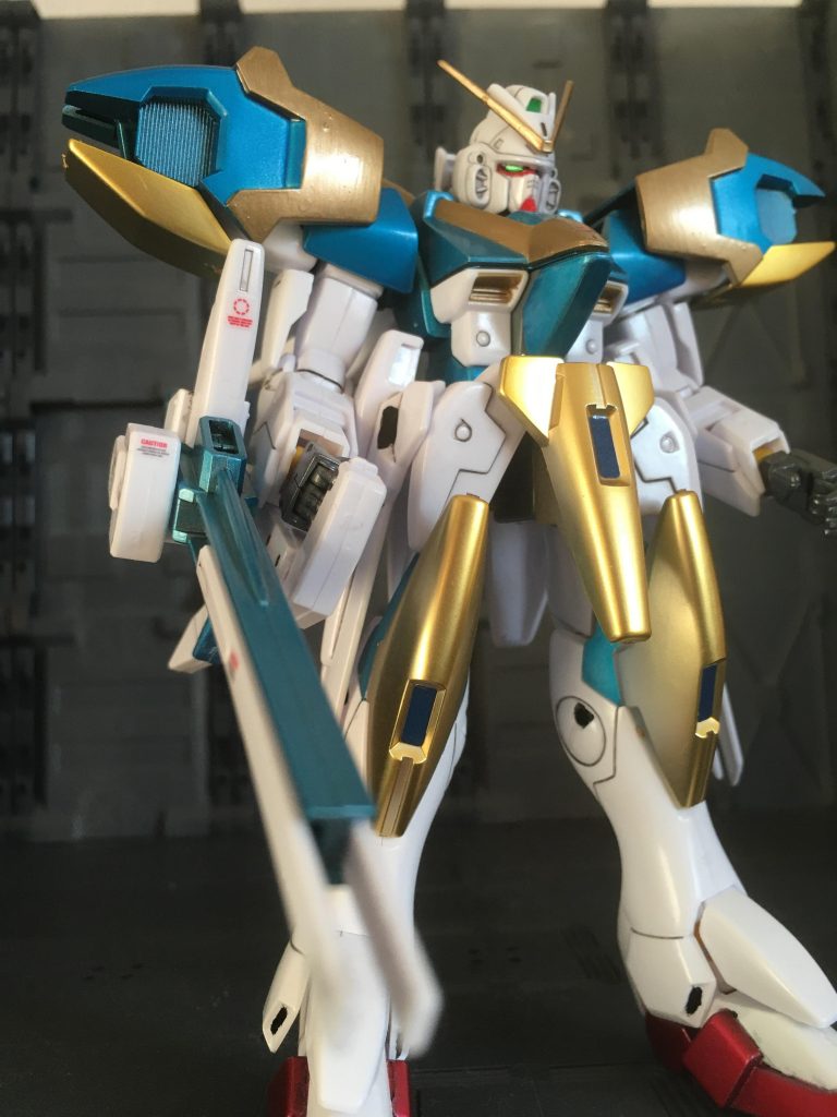 武器装備
関節はしっかりしているので倒れることはないです