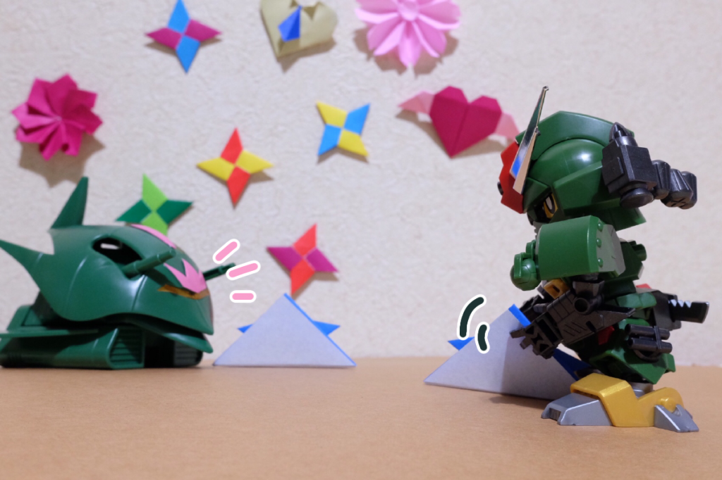 あの子:後は最後の一枚を裏に折って……と
コマンド:ふむ……こうだな