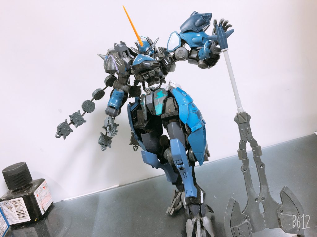 一旦考えて軽量化、このときに大斧ができました。グレイズアインの斧とジャスティスランスの柄だけのお手軽改造でしたが、一部のフォロワーさんに評判が良かったので嬉しかったです😆✨