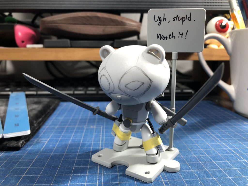 プラ板箱組みでホルスター他作成。
「バカ！でも最高！！」