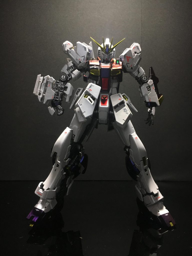 RG νガンダム–2枚目/制作者：ゆう@戦闘潮流