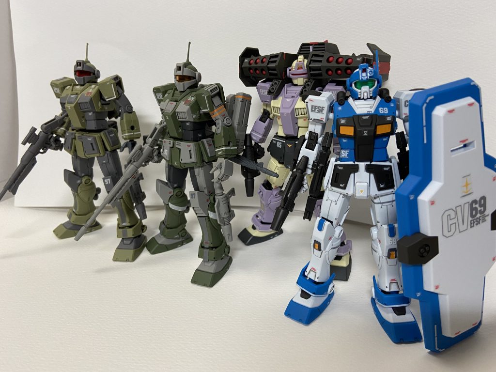 横に並べて
スナイパーカスタムの色の違いだったりわかりやすいですね
ではそれぞれアクションを