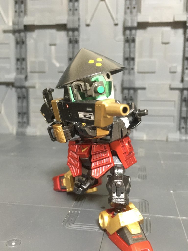 狙撃ポーズのためにクロスシルエットフレームを加工して組み込みました