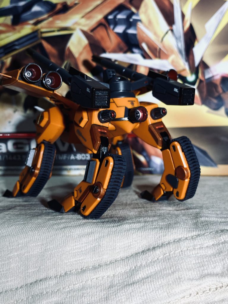 背面！デフォのバーニアがデカすぎたので、ディテパーツで小さくして3連バーニアにw
ここが1番悩みましたw