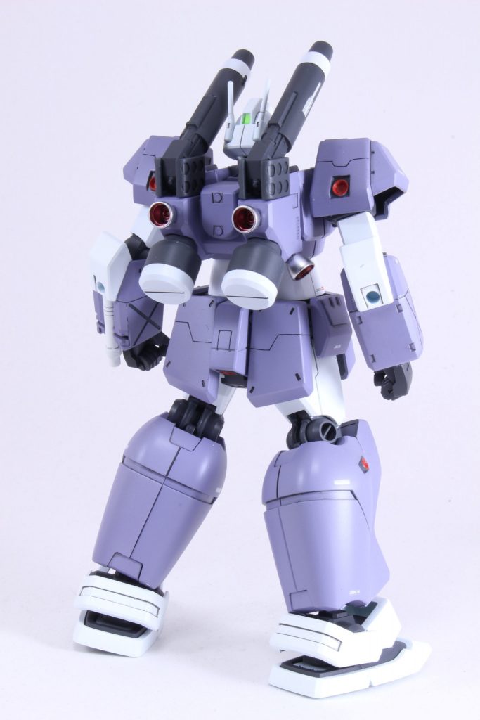 キャノンとタンク？はスジボリマスキングで、ホワイト塗り分け。

この辺は夕夜さんのジムキャノンIIを参考にさせていただきました！↓
何故かサイト埋め込めない！↓

https://gumpla.jp/hg/401140