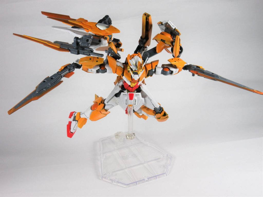 GNファルシオン
GNソードIIを改良したもの
こちらはGN粒子の重力制御機能を活かして叩き斬るといった小型のバスターソードとなっている。
また幅広い刀身を活かして防御兵装としても使える
イメージキャラは花陽

GNグラディウス
GNソードIIを改良したもの
こちらはより斬ることに特化した性能をもち性能としてはGNブレイドの発展型と言える
また取り回しの良さも優れており閉鎖空間での使用も可能
イメージキャラは凛