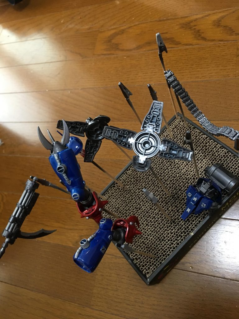 メタル・マンロディ(レッドショルダー部隊長)–5枚目/制作者：蒼い彗星