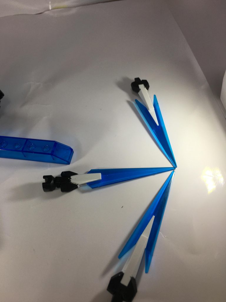 オリジナル武装としてはウィスプからビーム刃が出せます