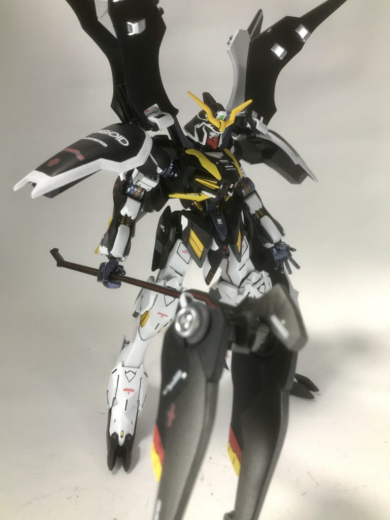 クローク展開 
「死ぬぜぇ、俺の姿を見た者はみんな死んじまうぞぉ」