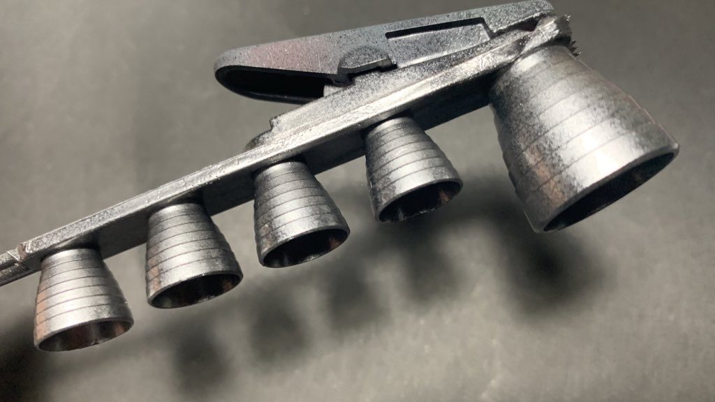 バーニアは、メタルカラーで塗装しました！