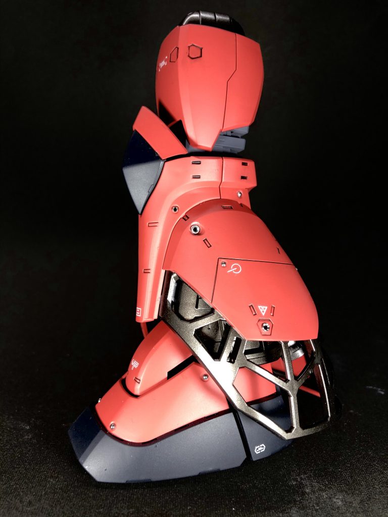 内部フレーム塗り分けや、メタルノズルで小型スラスター追加やメタルボールでディテールUP！