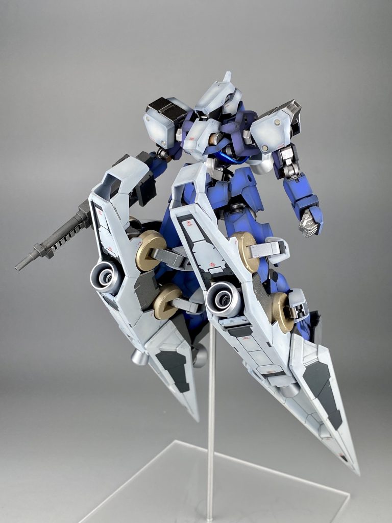 HG規格なのにフレーム構造、スゴい。