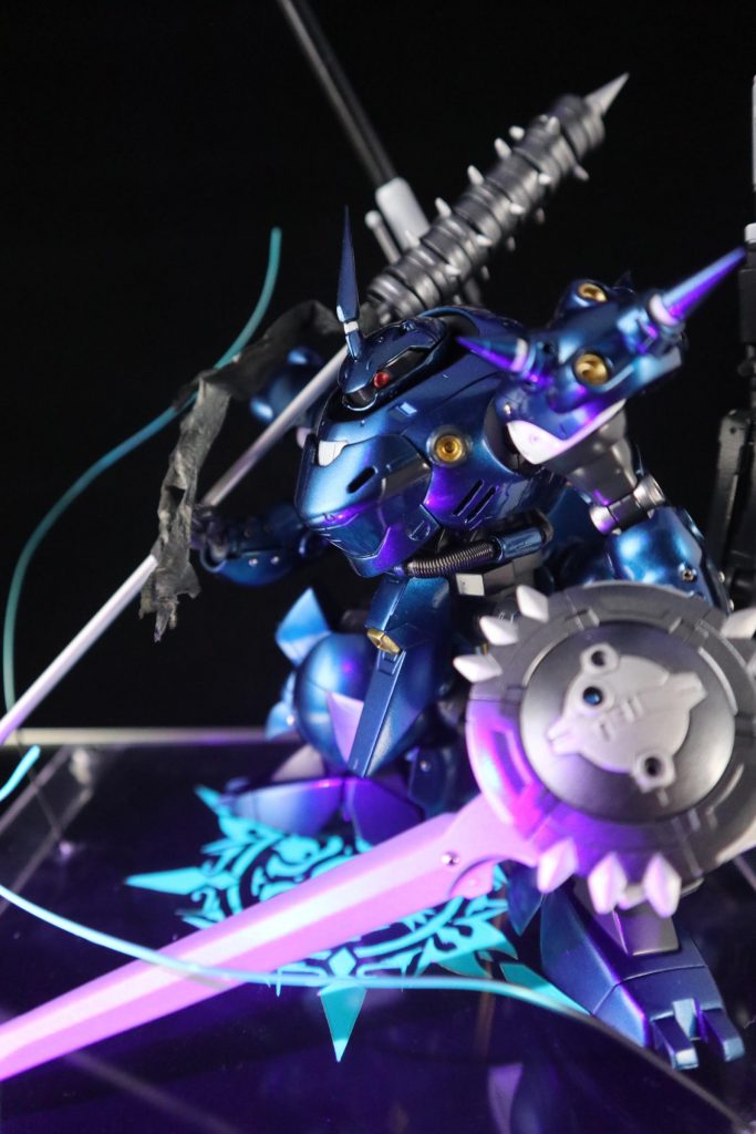 でん。

なんつって。

ブラックライトの光が当たっても不自然じゃないかなぁと思います。
針金使ってます。
ワープしてきたみたいな。
ゼルダやり過ぎて。