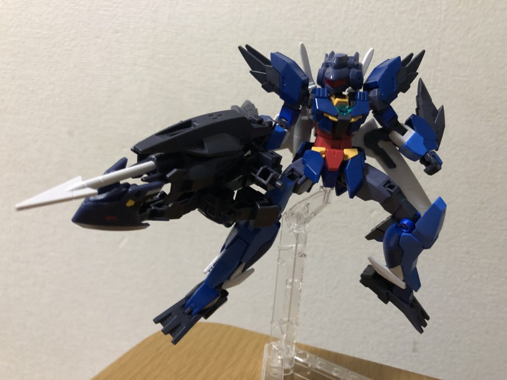 メイン武装 2 マーリンニードルガン
シャークアーマーの頭部、胴部が分離した、カジキモチーフの水中遠距離武装！