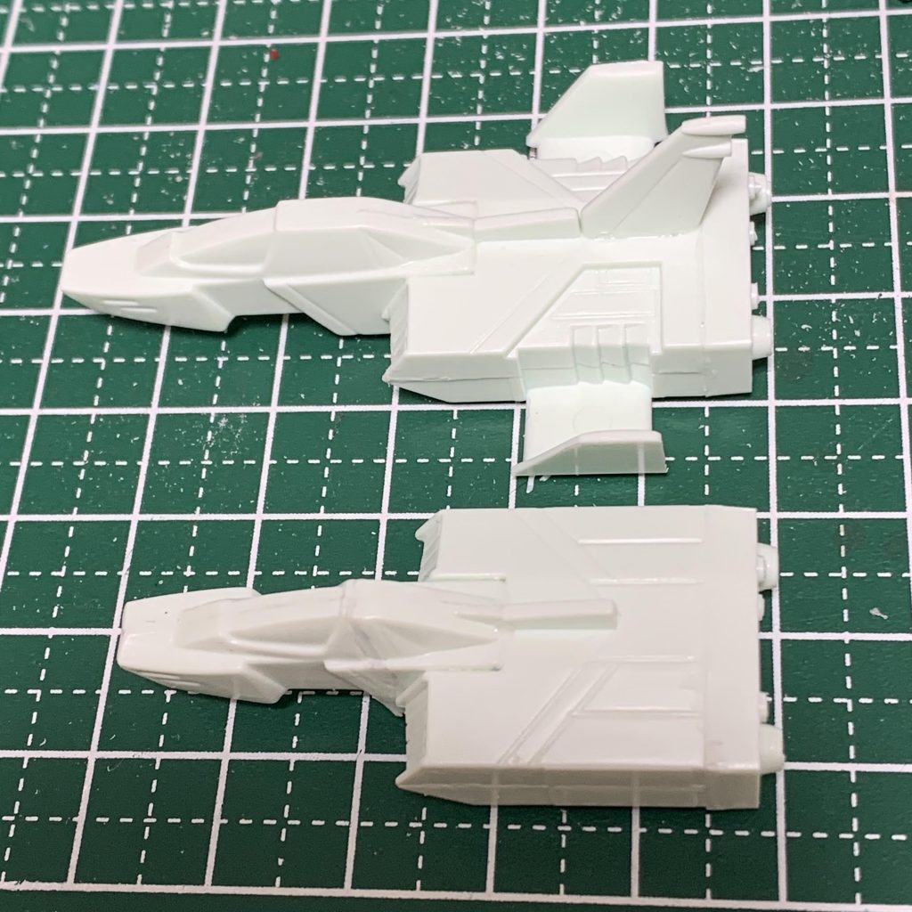 ノーマルのコアファイターと比べると、1センチほどコンパクトにできました。