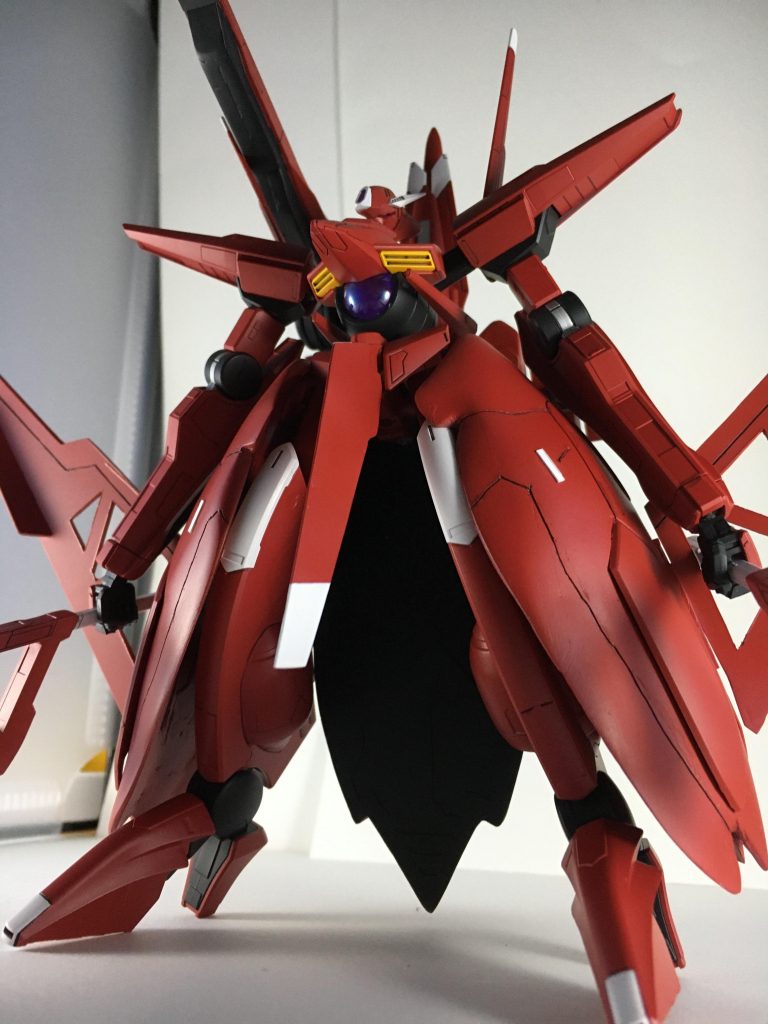 サイドスカートはパテを盛り大型化、リアスカートはプラ板で形を作ってからパテを盛りました
少し重くなりすぎたのでパテを使う上での反省点です