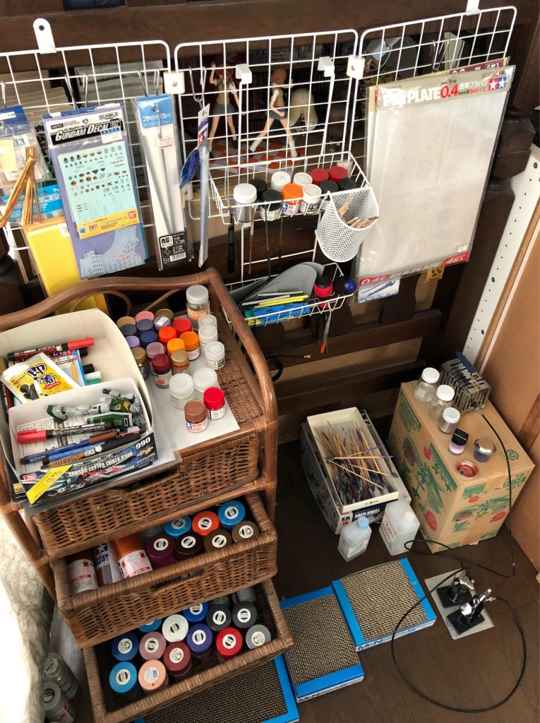 　ちなみに塗装は床でやってます(´°̥̥̥̥̥̥̥̥ω°̥̥̥̥̥̥̥̥｀)