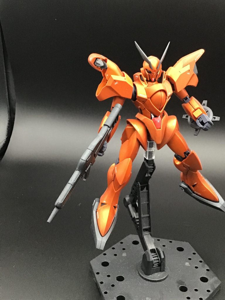 ショルダービームキャノンもしっかり可動します。