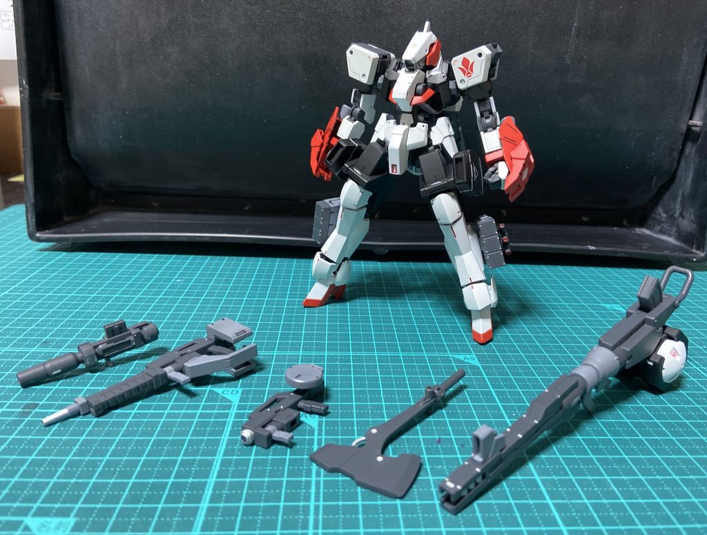 部分塗装、デカール貼り、トップコートでタイムアップ!!
欲を言えば汚したりしたかった、、、
楽しい48時間でした!