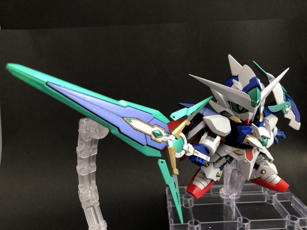 フルセイバーその3。
フルセイバーは重くて腕がへたれます。追加部の塗装はガンダムマーカーエアブラシシステムで行ってます。