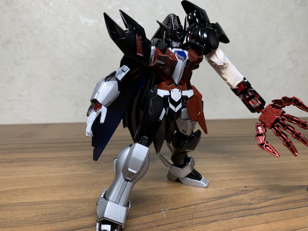 包帯部分はマスキングテープを巻きました。