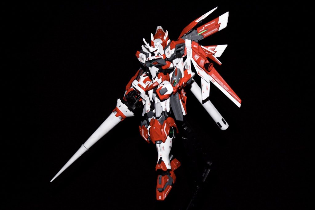 斜め前からのアングルです。
ずっと、このポーズはさせてみたいと思っていました。違和感なく、かっこいいと思います。