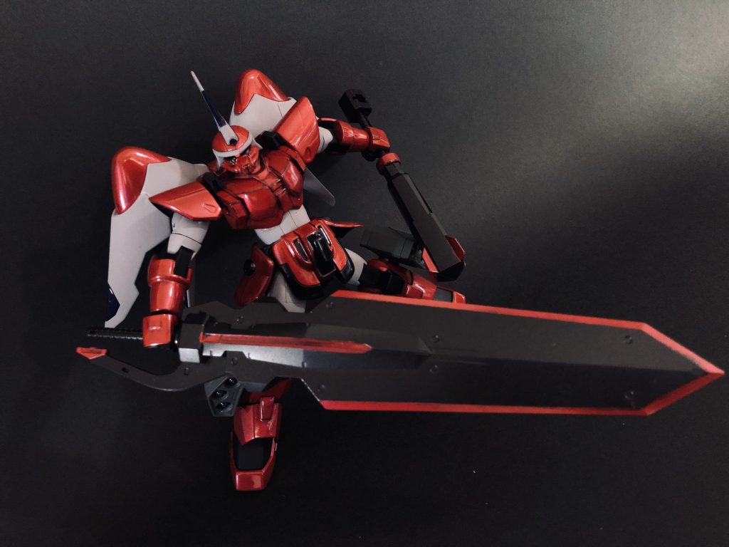 機動戦士ガンダム 鉄血のオルフェンズのキットから、ヴァルキュリアバスターソードを装備。