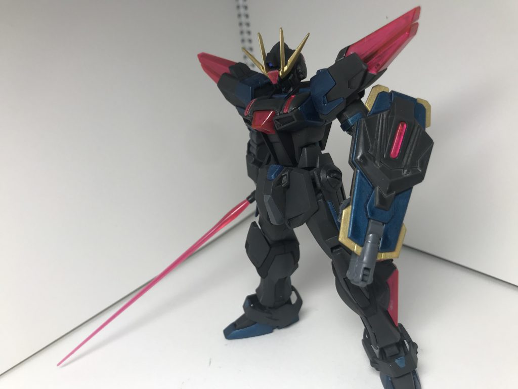 武装装備〜
ライフルは個人的にダサいと思って使ってません。
まぁシールドもほぼ使わないんですけどね…