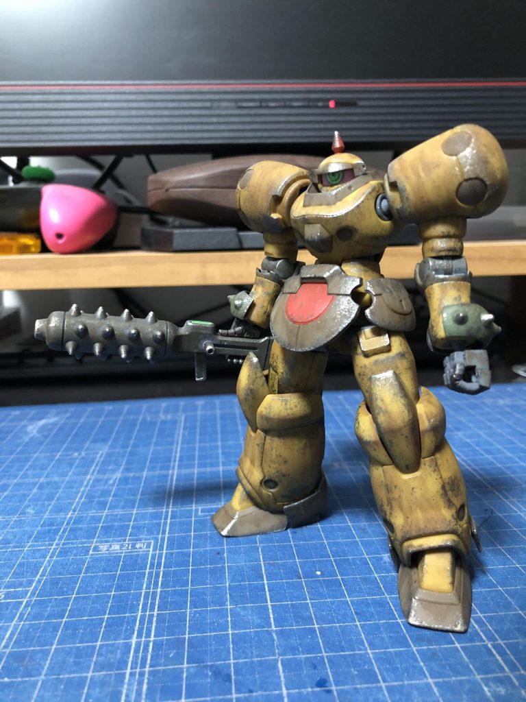 ぼかしペンで錆びだれ表現。