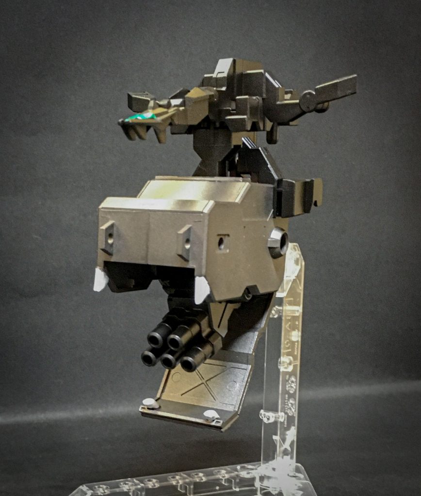 オベイシュフライヤー&カノンポット
ドッキング後のオベイシュフライヤーでのカノンポット使用は主に援護射撃に使用するが、命中率が低く威嚇射撃として使用される事が多い。