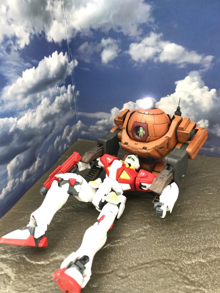 ジムがいないのでジムっぽいやつでジオラマ風に。