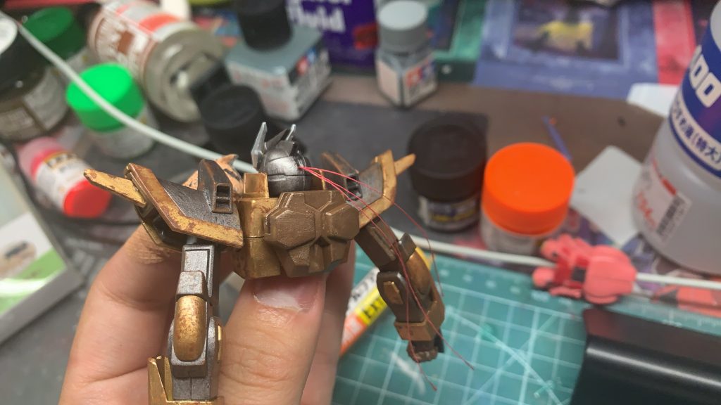 実は生えてる髪の毛？w
ネットで参考画像漁ってた時に生えてたやつを参考にしました！