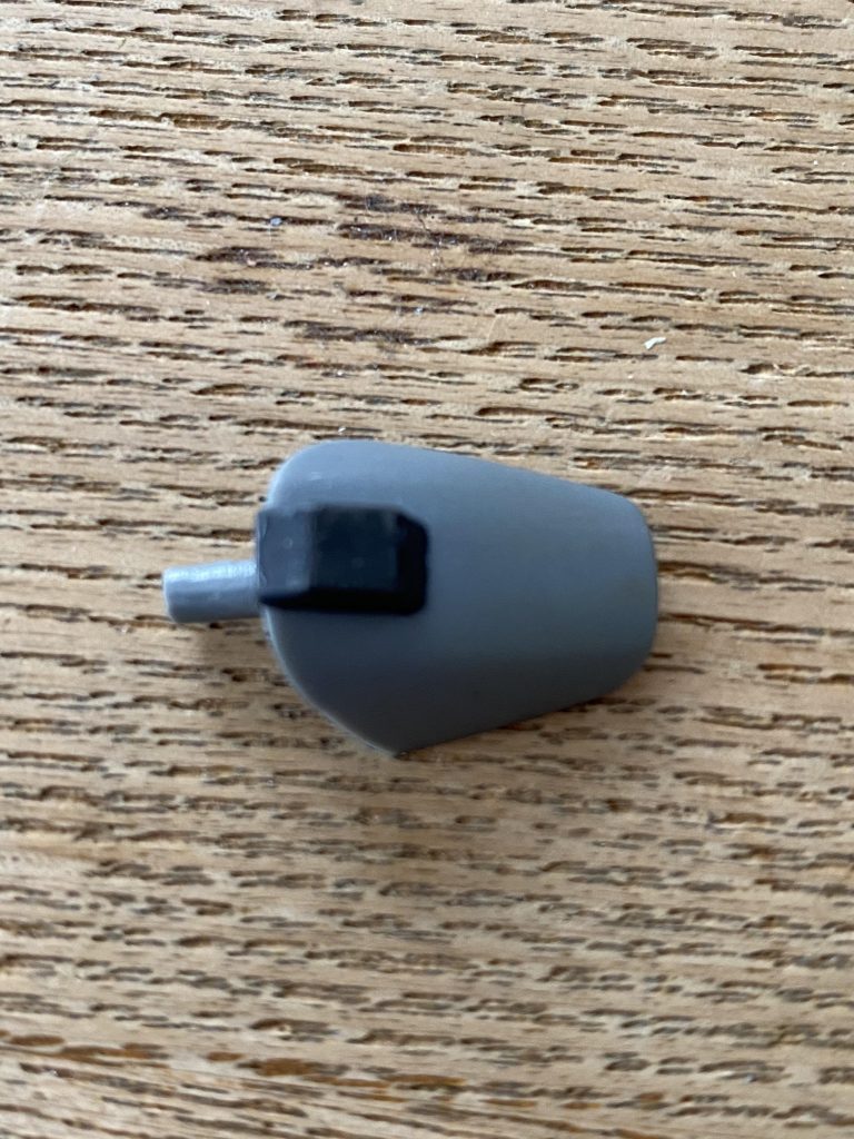 ランナー挿して後ハメ可能に。