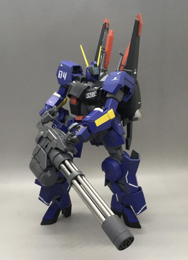 メインウェポンにジャイアントガトリング