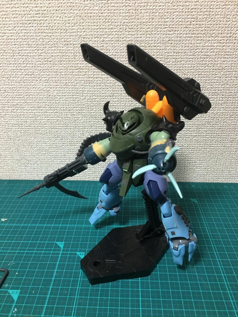 メタル・マンロディ(レッドショルダー部隊長)–2枚目/制作者：蒼い彗星