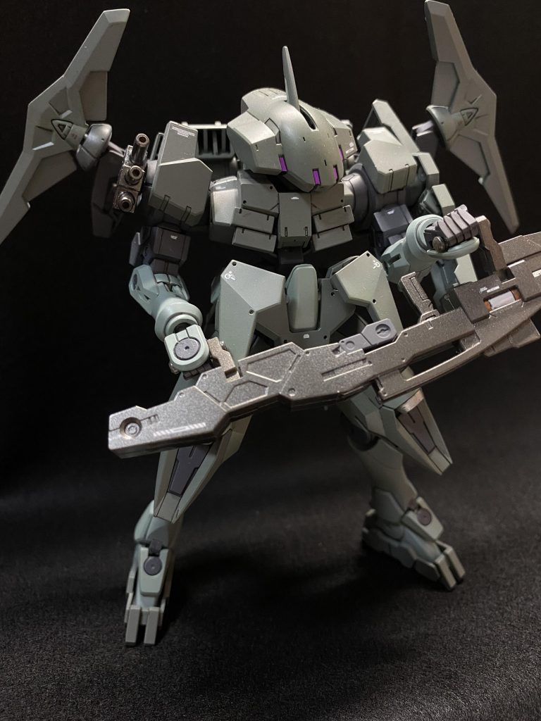 ストライカージンクス–2枚目/制作者：Ryu-Mur