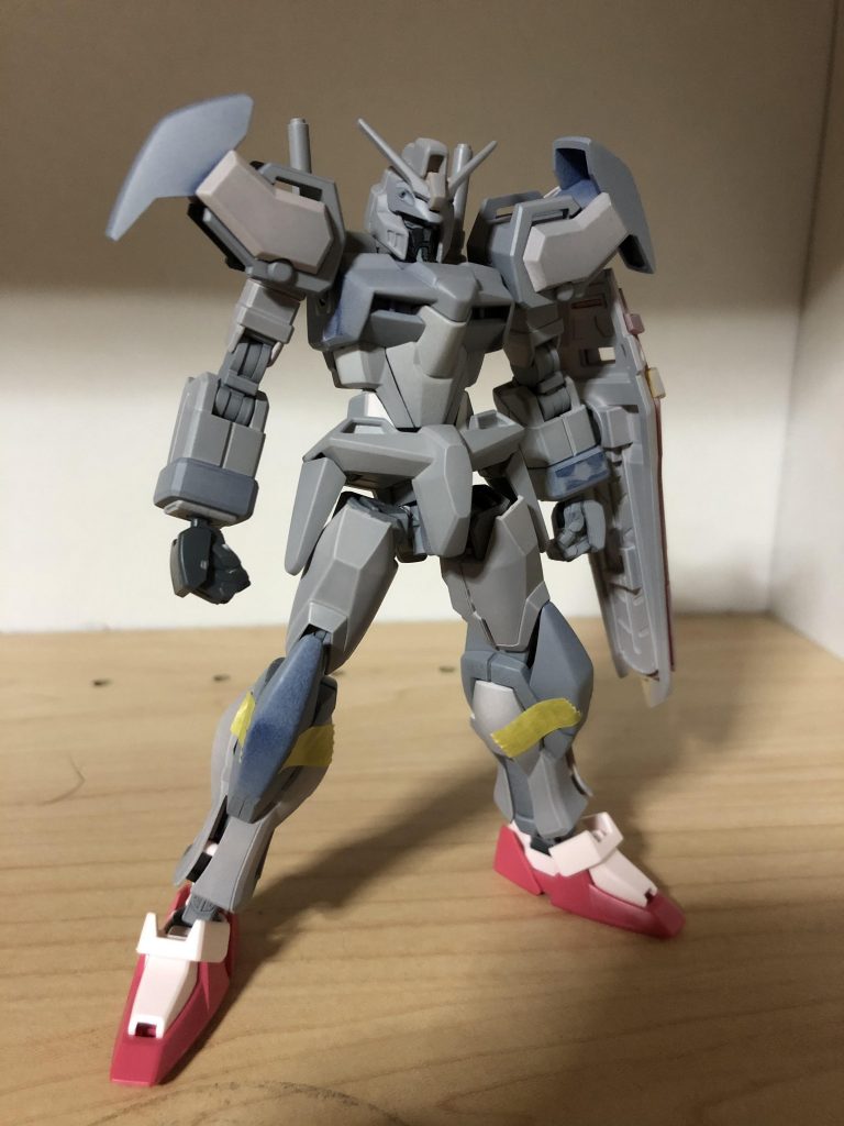 捨てサフ状態で仮組み。
ここからもうちょいバランス調整したくらいです。