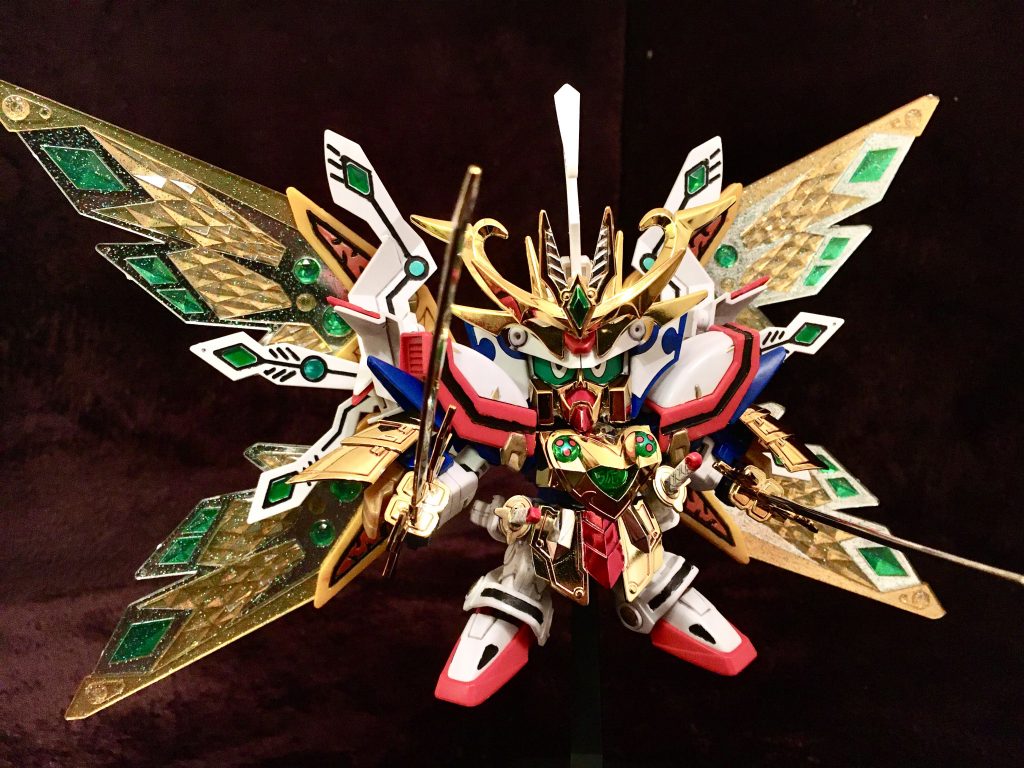 この形態になると剣がもう一本増えるって設定です。
せっかくガンスタに投稿するんで新世大将軍から一本借りてきました。