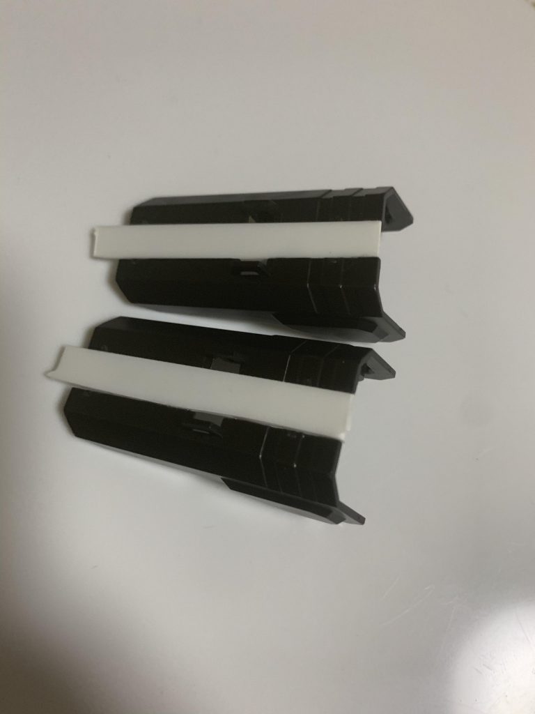 ユーラヴェンの肩パーツがあまりにもかけ離れてるためはめ込めように広げました。難しかったです。