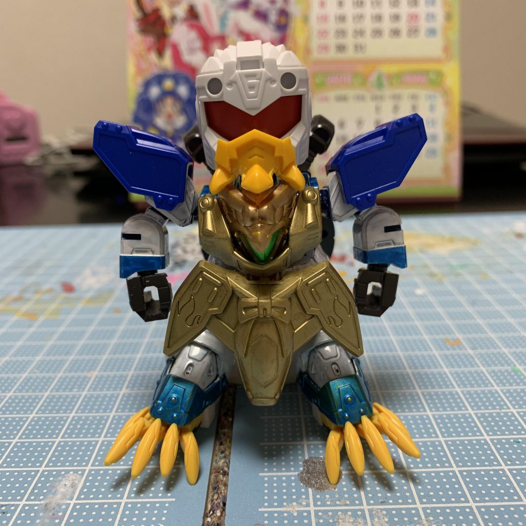 大将軍化するにあたっての最初の段階。ざっくりとしたイメージを膨らませて試行錯誤する内に段々と形になっていくのが自分のスタイルですw作った後だけでなく制作過程も楽しみたいものです。