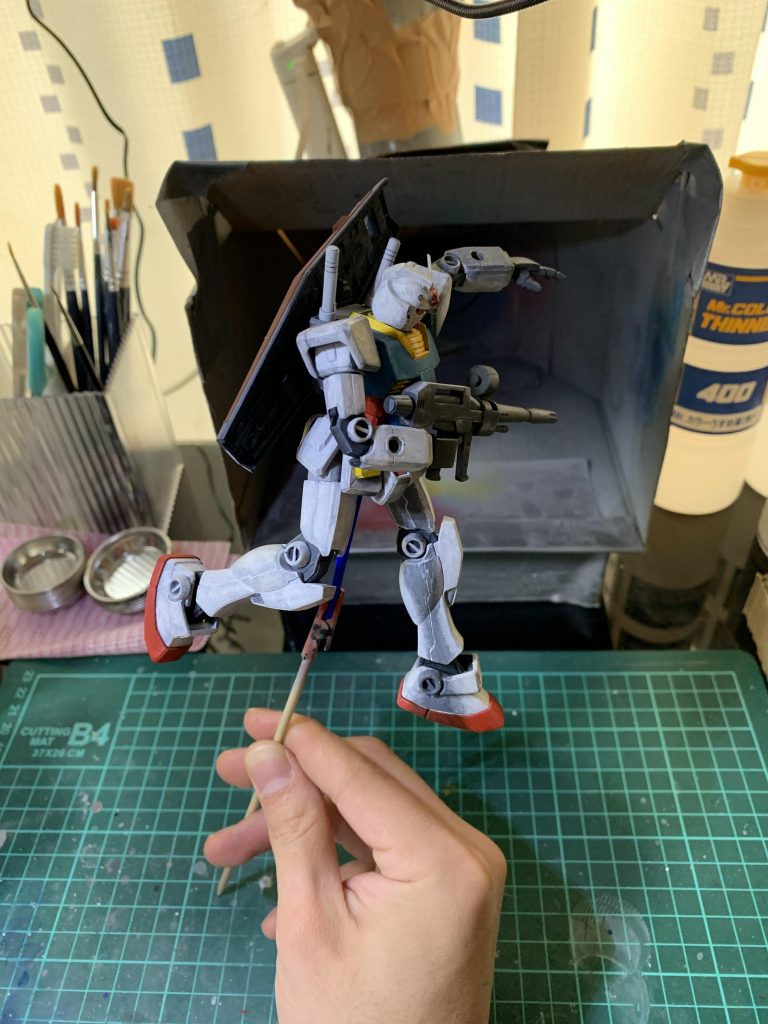 懐かしい感じのガンダム–3枚目/制作者：@kiiroiozisann