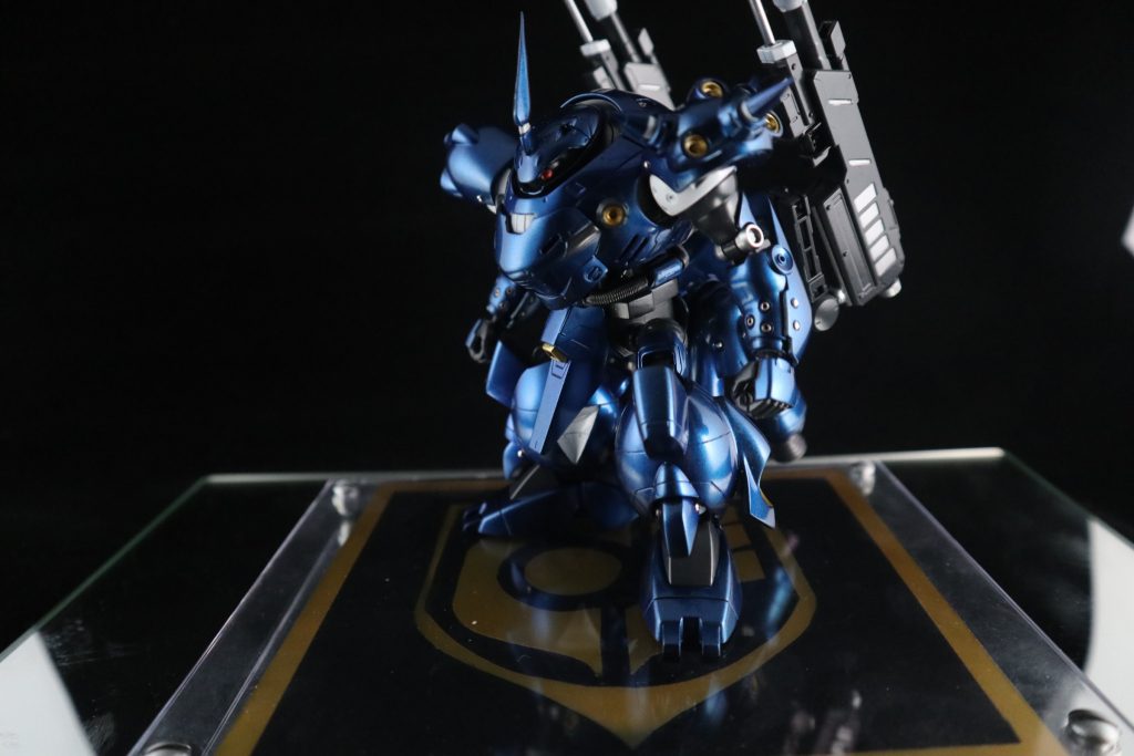 サイクロプス家家紋台座w
魔法陣とリバーシブルになってる。
二度とすることはないだろう。

以下製作。