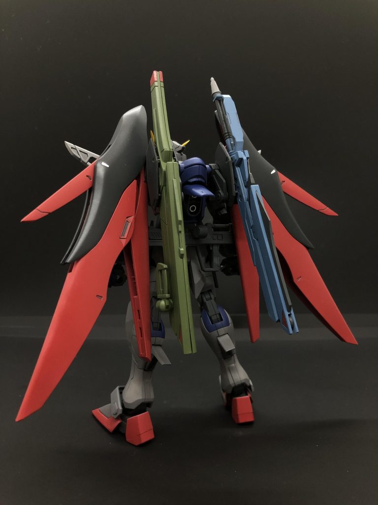 名無し砲やアロンダイトもガンメタなんかで統一させてみても良かったのですが、アニメと私の中のイメージの折衷案を求めていたのでこの様な感じになりました。