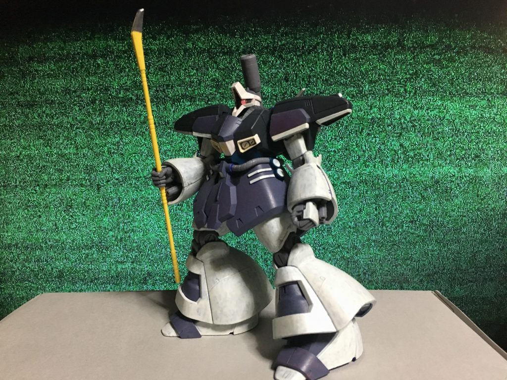 昔からドライセンの持っているビームアックスがアイスホッケーのスティックに見えることから考えていた雪原カラー。