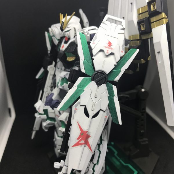 フルサイコフレームFAνガンダム