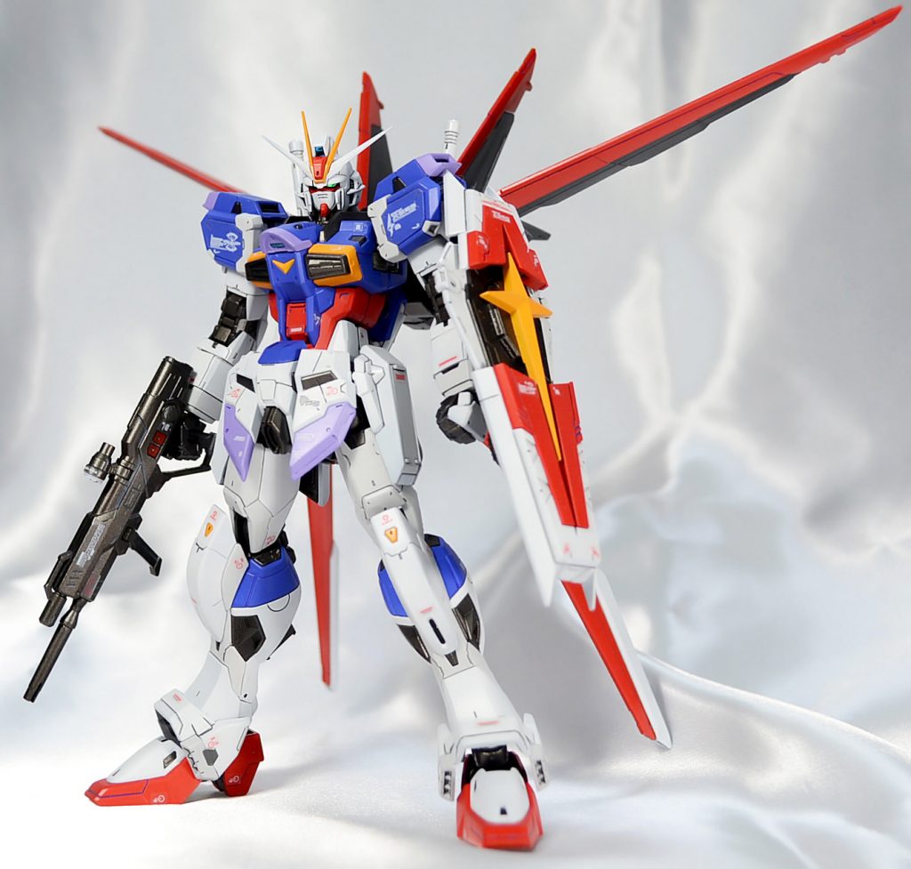 ■塗装レシピ(G=ガイアカラー、C=クレオス)
~フォースインパルスガンダム~
白1:ホワイト(G)+ニュートラルグレー(G、ごく少量)
白2:ホワイト(G)+ニュートラルグレー(G)
白3:ウォームホワイト(G)
青:コバルトブルー(G)+エヴァパープル(G)+ホワイト(G、少量)
紫:エヴァパープル(G)+ホワイト(G)
赤:レッド(G)
黄:ビビッドオレンジ(G)
黒:ブラック(G)
関節:ガンメタル(G)
墨入れ:タミヤエナメルグレー、ダークグレー、パープル
~シン・アスカ~
髪:マーズダークブルー(G)
肌:キャラクターフレッシュ(C)
服1:マルーン(C)
服2:ウォームホワイト(G)
服3:ミッドナイトブルー(G)