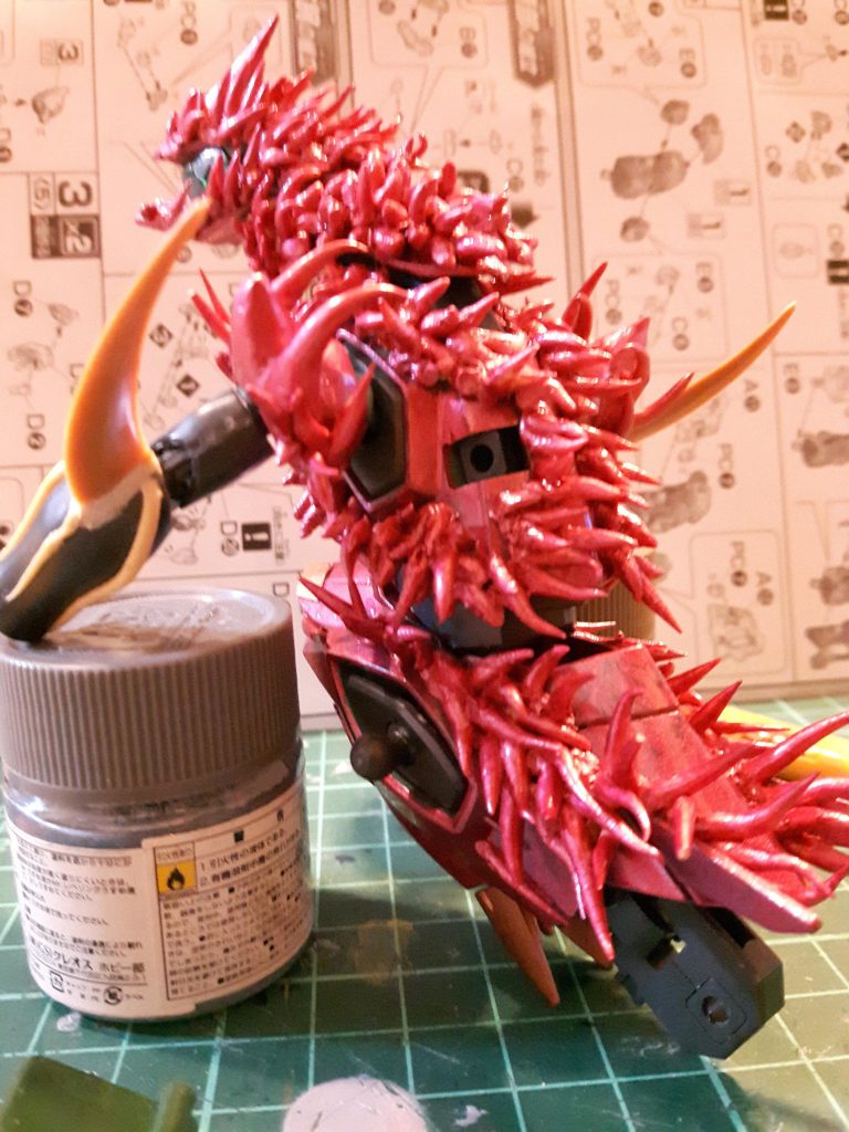 最初は全身に鱗のようにしていくつもりでしたが…娘ちゃんからダメ出しを食らいました(笑)つぶつぶして気持ち悪いと(笑)