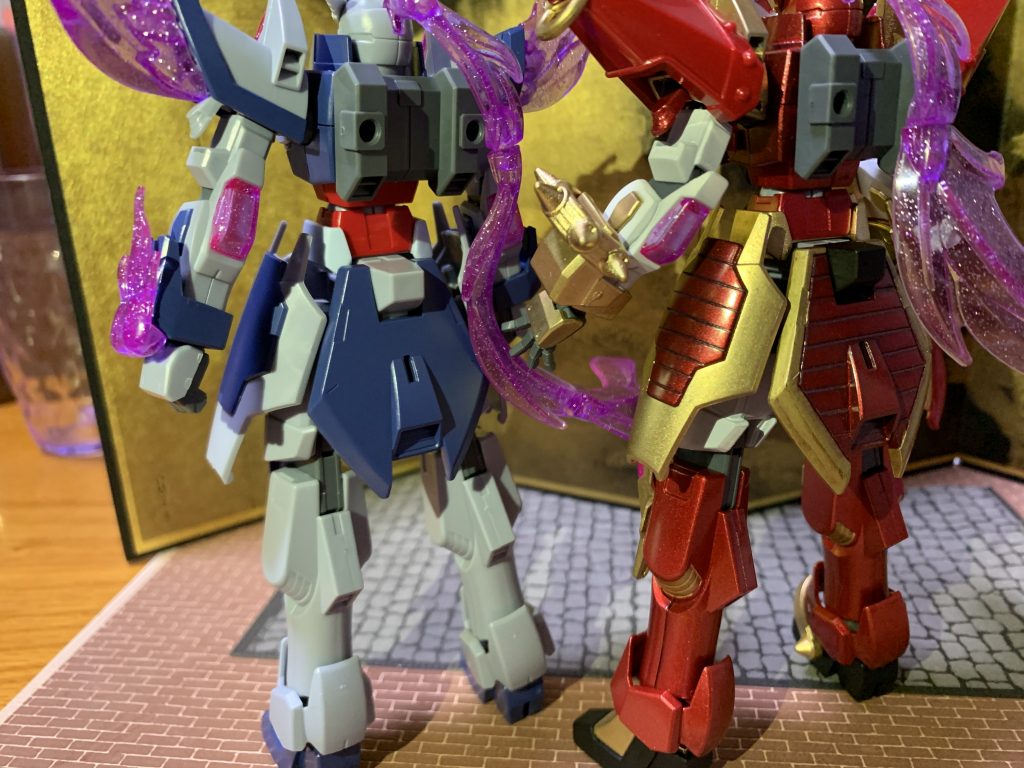 腰アーマーを鎧に見えるようにスジぼり