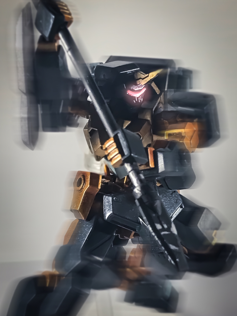 派手目なアクションポーズ