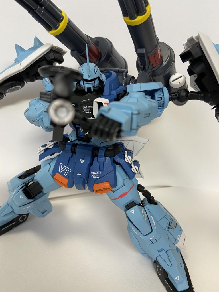 ビーム突撃銃を構えて
ちょっと厳しそうかな